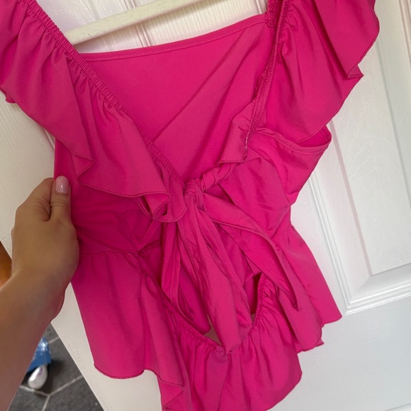 Pink Ruffled Tie Back Blouse - Picture 4 of 5